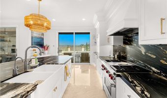 1040 S Summer Breeze Ln, Anaheim, CA 92808