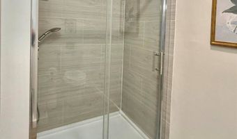 33 Union St, Bath, ME 04530