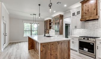 8141 Longbow Dr, Arcadia, OK 73007