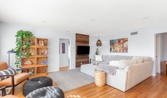 533 Vine St, Oceanside, CA 92054