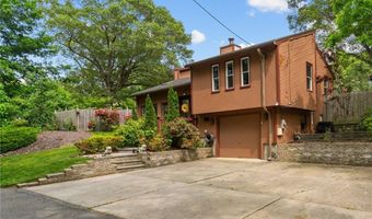 68 Everglade Ave, Warwick, RI 02886