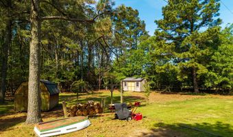 126 Narrow Shore Rd, Aydlett, NC 27916