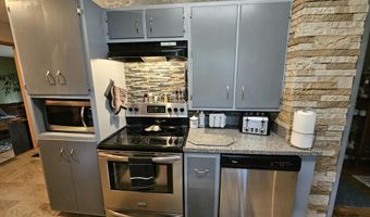 1157 E Dade 186, Ash Grove, MO 65604