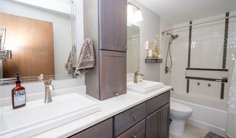 253 Old Oak Post Rd, Amherst, NY 14051