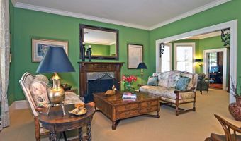 850 Sheridan Ln, Gardnerville, NV 89460