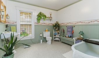 721 6th Ave E, Alexandria, MN 56308