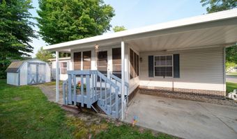 510 Missouri River Ct, Adrian, MI 49221