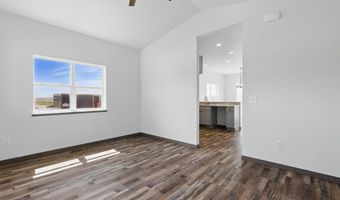 905 Bennington Dr, Box Elder, SD 57719