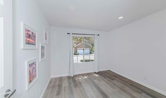 6117 E Garnet Cir, Anaheim, CA 92807