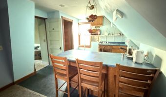 16 Washington St, Brattleboro, VT 05301