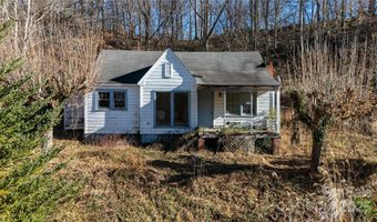 218 Cub Creek Rd, Bakersville, NC 28705
