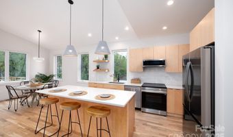 7 Montana Ave, Asheville, NC 28806