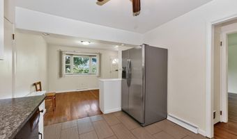 87 Buckingham Dr, Albany, NY 12208