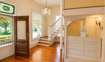 510 N Main St, Abbeville, SC 29620