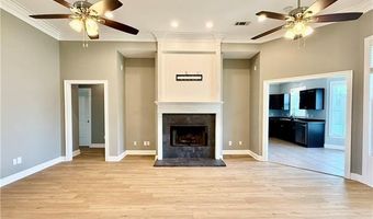204 DOERR Dr, Arabi, LA 70032