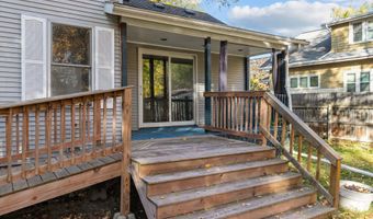 1600 N SUPERIOR St, Appleton, WI 54911