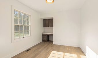 7200 Snow Ave SE, Alto, MI 49302