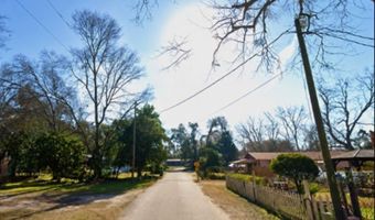 500 N MAGNOLIA Dr, Archer, FL 32618