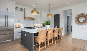 123 Hunting Lodge Rd, Bluffton, SC 29910