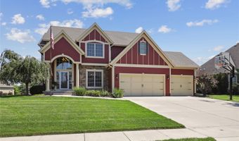 211 SW Stonegate Dr, Ankeny, IA 50023