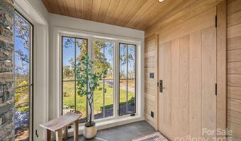 41 Windy Ridge Trl, Asheville, NC 28804