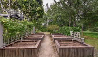 125 White Cottage Rd N, Angwin, CA 94508