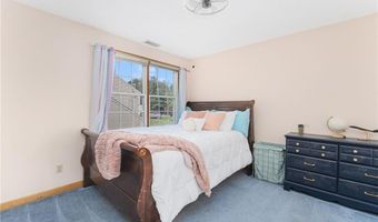 7 Cathedral Ct, Cumberland, RI 02864