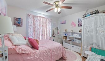 100 Lindsay Dr, Archdale, NC 27263