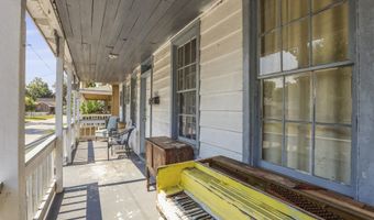910 West St, Beaufort, SC 29902