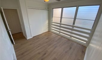 904 Lunalilo St 17, Honolulu, HI 96822