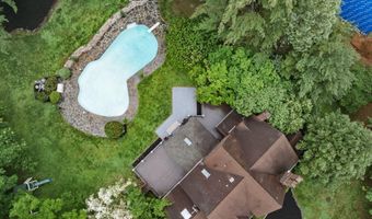 245 Borden Rd, Middletown, NJ 07748