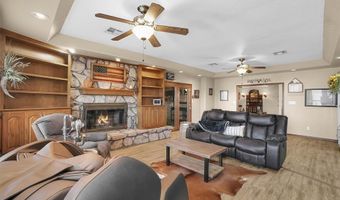 605 Comanche Trl, Altus, OK 73521