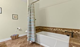 175 Tracie Dr, Altavista, VA 24517