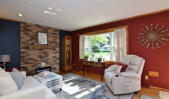 594 Terra Ln, Amherst, OH 44001