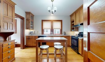 25 University Ter, Burlington, VT 05401