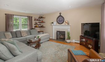 11 Whippoorwill Rd, Bethel, CT 06801