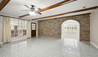 2285 San Clemente Dr, Baton Rouge, LA 70815