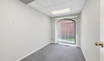 1287 Worthington Woods Blvd, Columbus, OH 43085