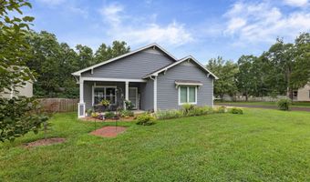 819 Baker St, Baldwin City, KS 66006