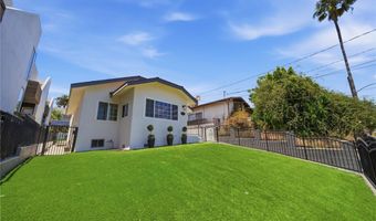 819 Rosemont, Los Angeles, CA 90026