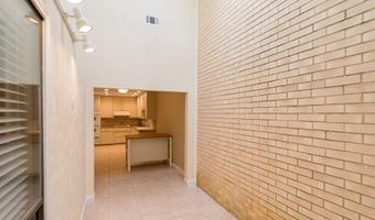 14816 Sopras Cir, Addison, TX 75001