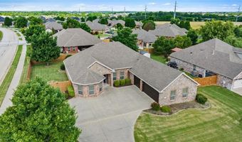 2506 SW Glenn Ridge Rd, Bentonville, AR 72713
