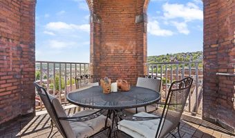 2132 Sarah St 201, Airville, PA 15203