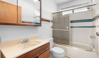 664 Kihapai St, Kailua, HI 96734