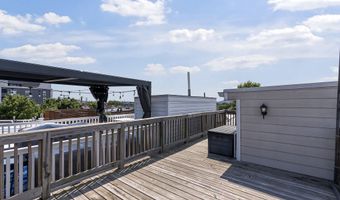 330 S CLINTON St, Baltimore, MD 21224