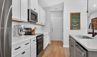 254 Lockwood Dr, Bluffton, SC 29910