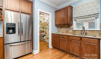 3613 Commonwealth Ave, Charlotte, NC 28205