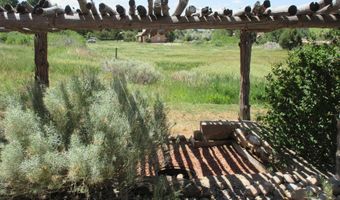 8 Juan Martinez Rd, Arroyo Seco, NM 87580