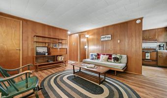 74 Beaver Dr, Albrightsville, PA 18210
