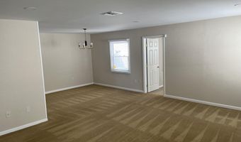 32 Idlewild Ln, Aberdeen, NJ 07747